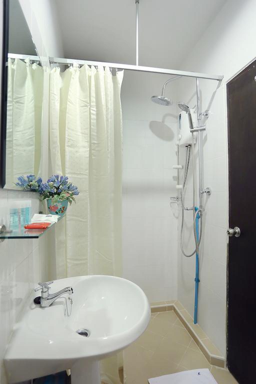 Baan Namtarn Guest House Bangkok Phòng bức ảnh