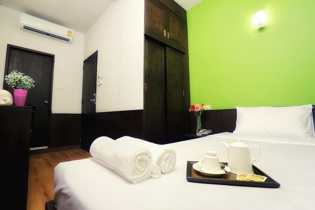 Baan Namtarn Guest House Bangkok Phòng bức ảnh